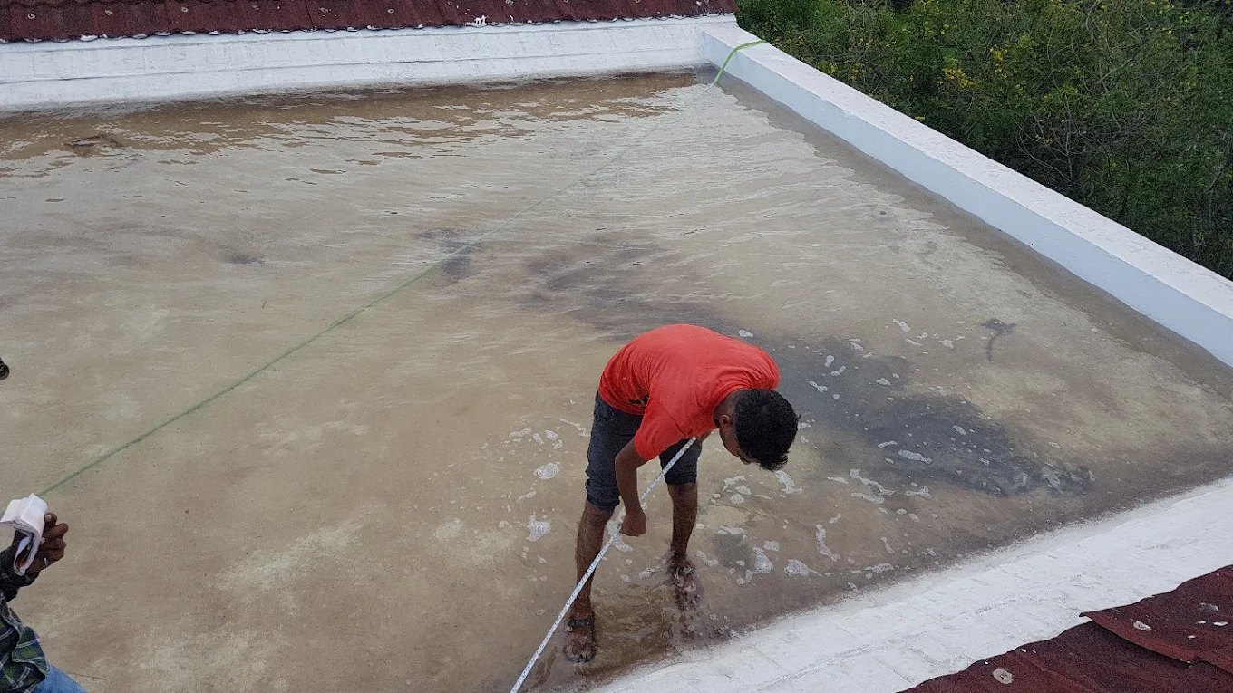 Monsoon ponding — the problem before treatment